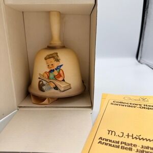Goebel MJ Hummel Annual Bell 1980 Third Edition Bas Relief Boy Reading HUM 702